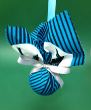 Load image into Gallery viewer, African Print Bauble with Ribbon Finish